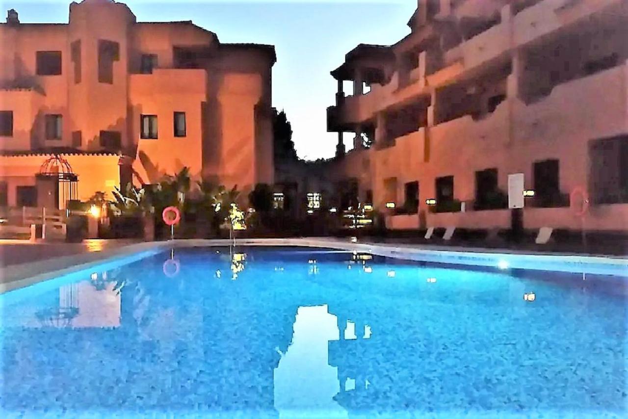 Elegant 2Br Apartment Puerto Banus Marbella Just 12 Minutes Away By G00Giemaps エステポナ エクステリア 写真
