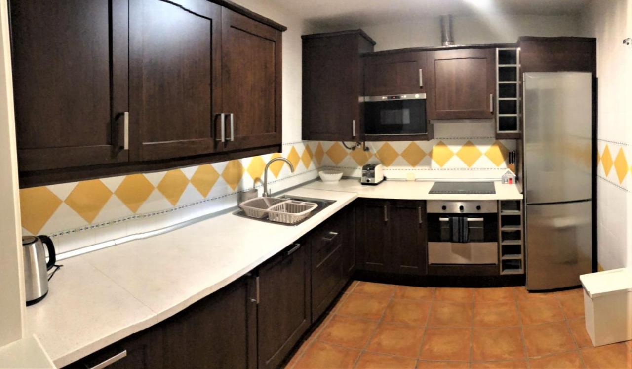Elegant 2Br Apartment Puerto Banus Marbella Just 12 Minutes Away By G00Giemaps エステポナ エクステリア 写真