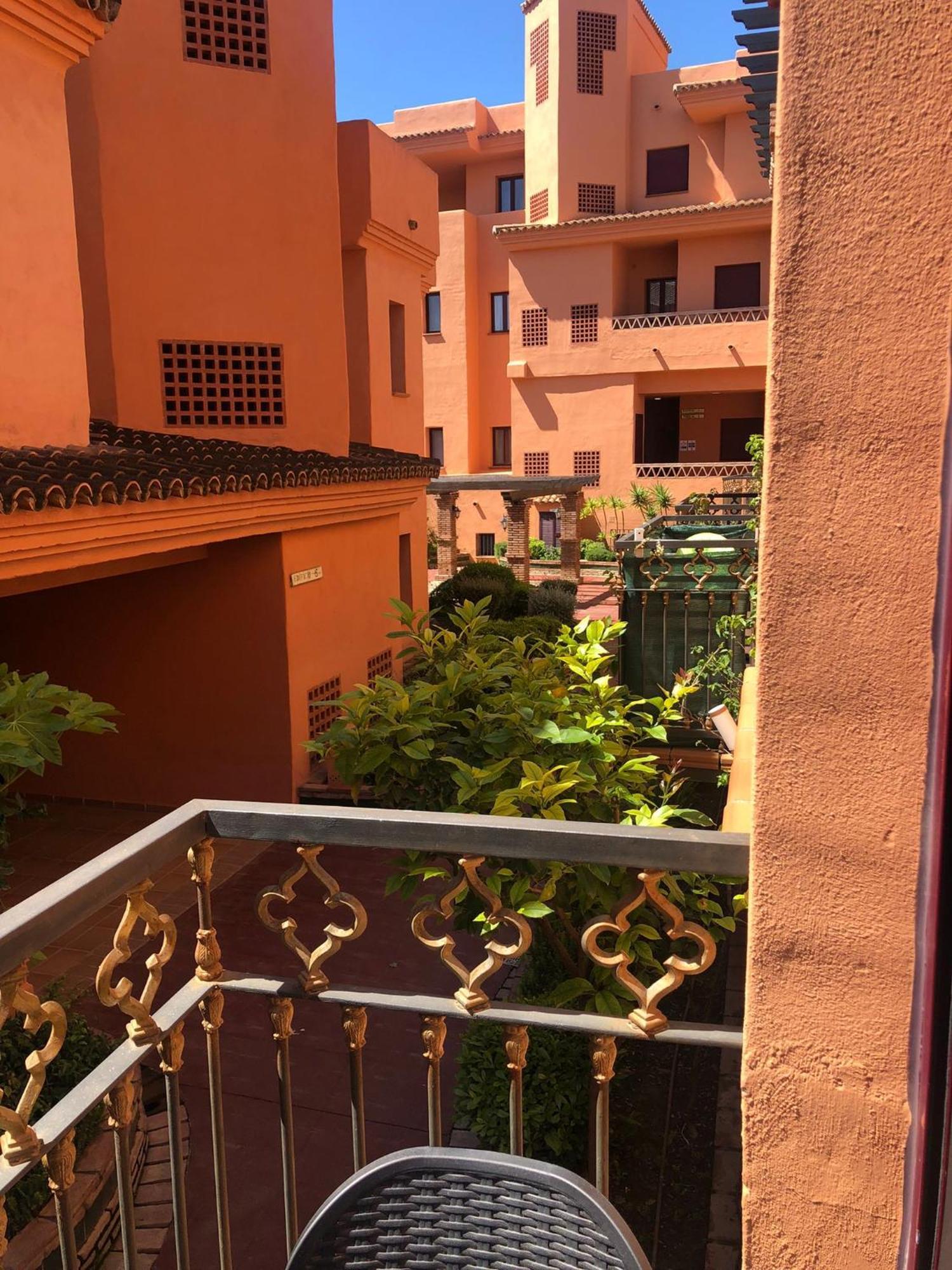 Elegant 2Br Apartment Puerto Banus Marbella Just 12 Minutes Away By G00Giemaps エステポナ エクステリア 写真